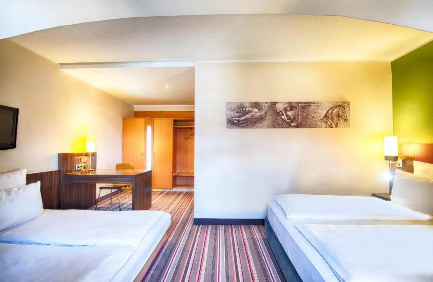 Leonardo Hotel & Residenz München Wohnbeispiel