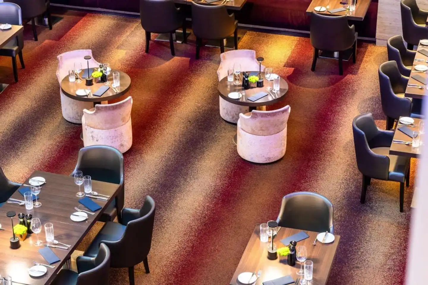 Hilton Berlin Bar