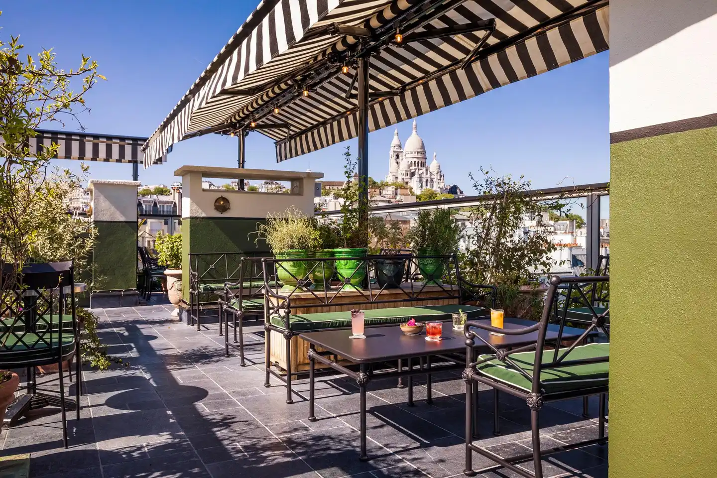 Hôtel Rochechouart Terrasse