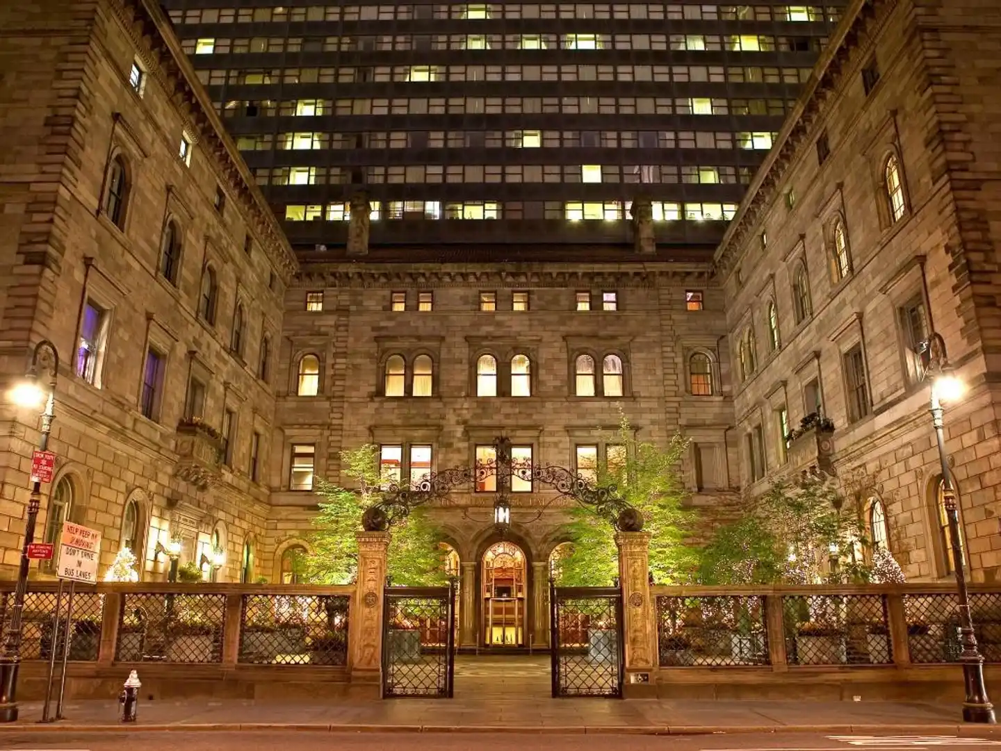 Lotte New York Palace Aussenansicht
