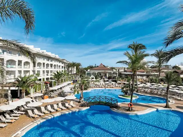 VIVA Blue & Spa Pool