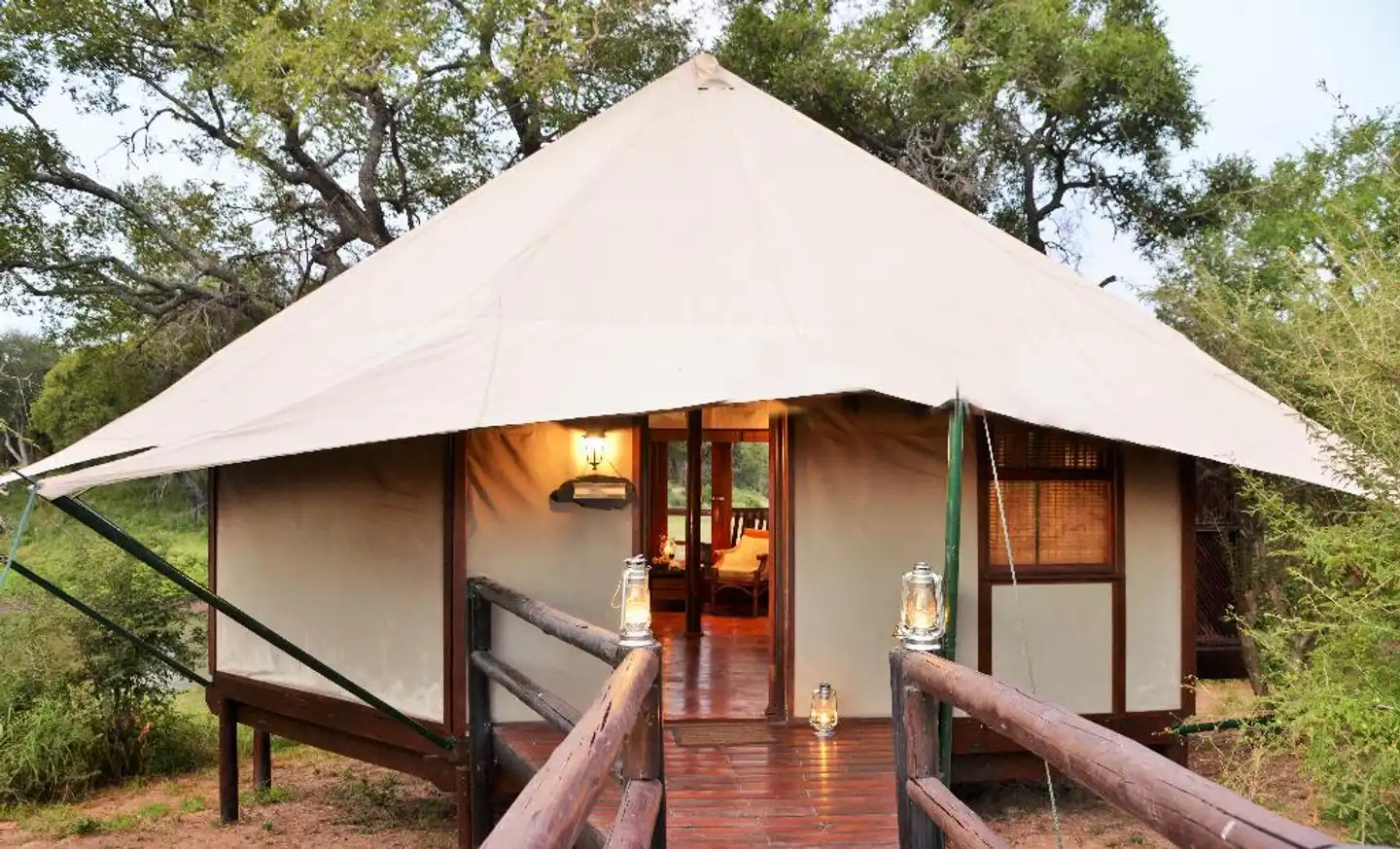 Hamiltons Tented Camp Terrasse