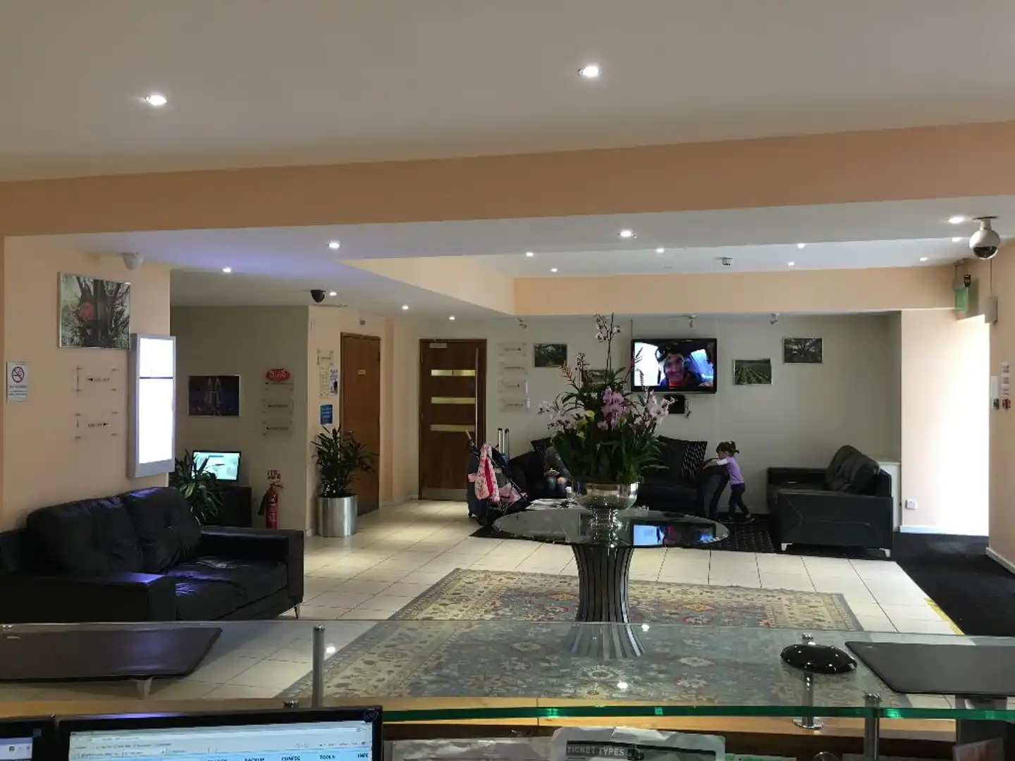 Grand Plaza Serviced Apartments Lobby