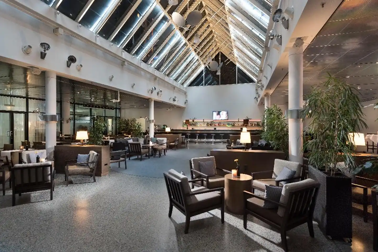 Holiday Inn Berlin - City West Lobby