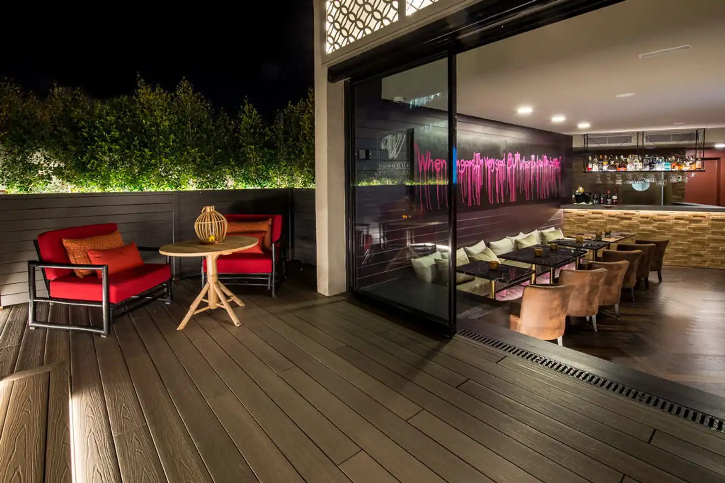 Vincci Mae Bar