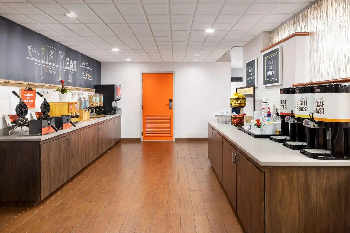 Hampton Inn Naples-Central Bar