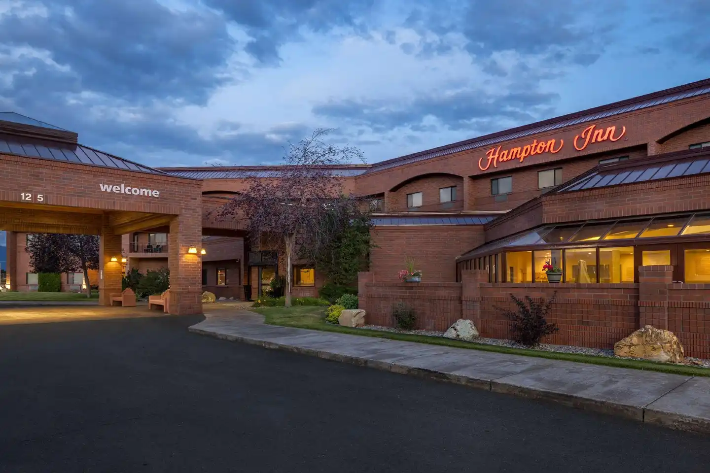 Hampton Inn Kalispell Aussenansicht