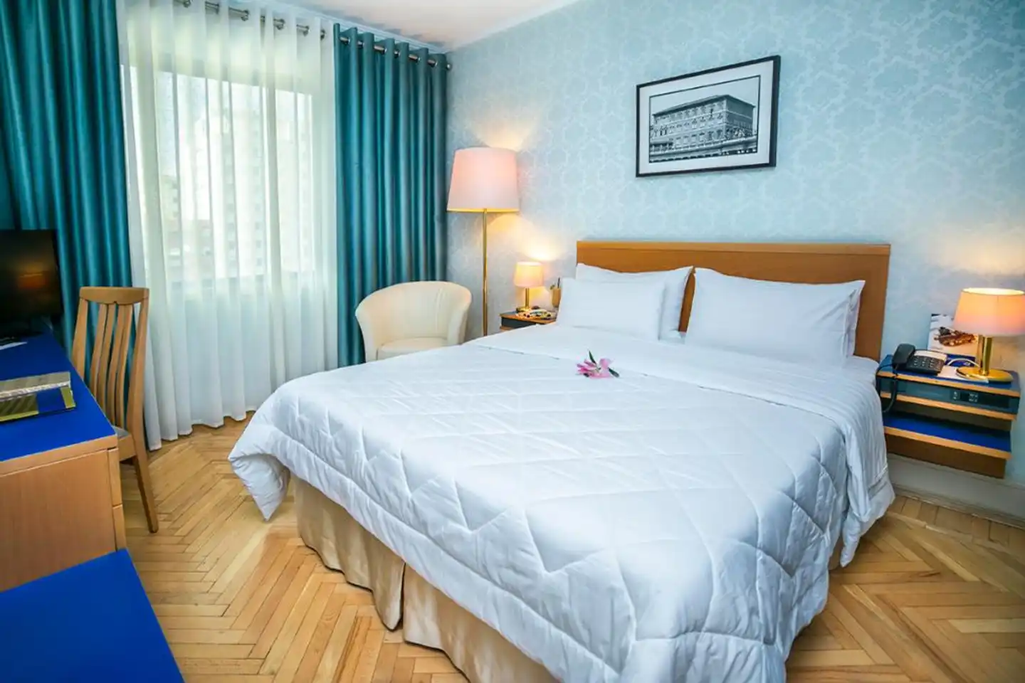 Tirana International Hotel & Conference Center Wohnbeispiel