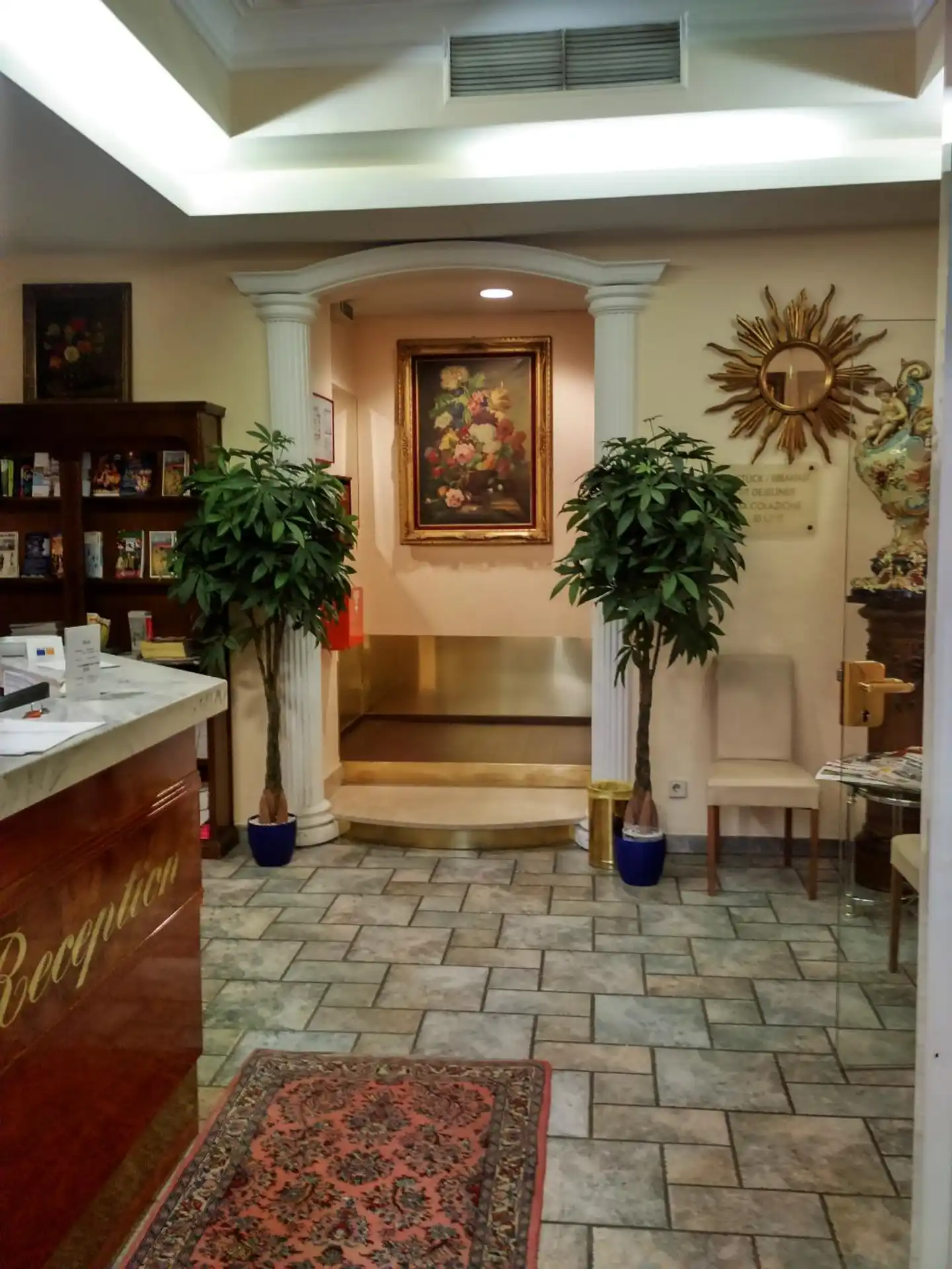 Excellence Lobby