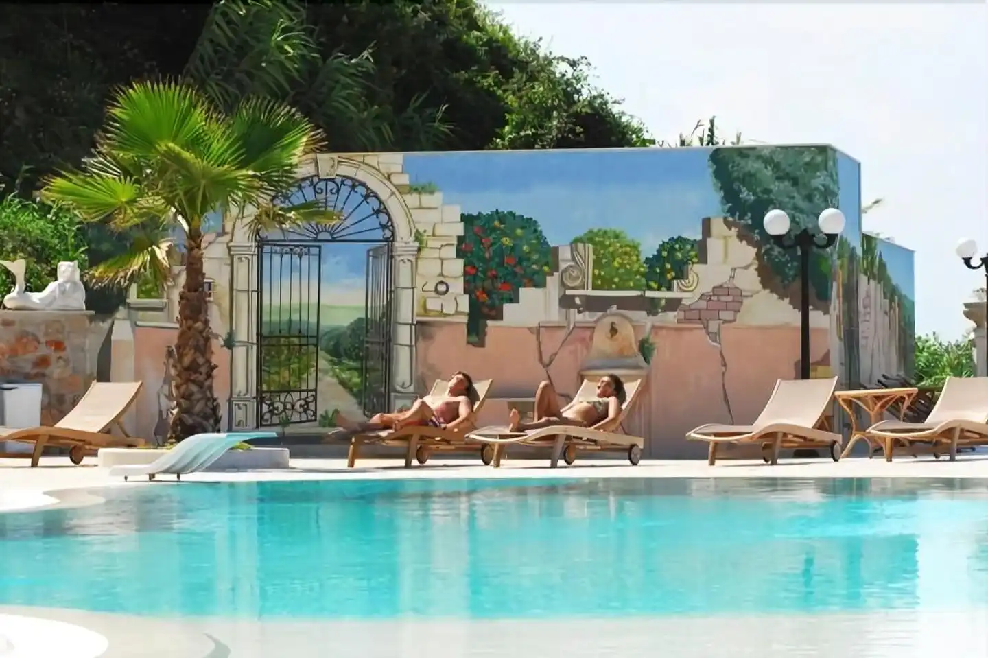 Hotel Residence Tramonto Pool