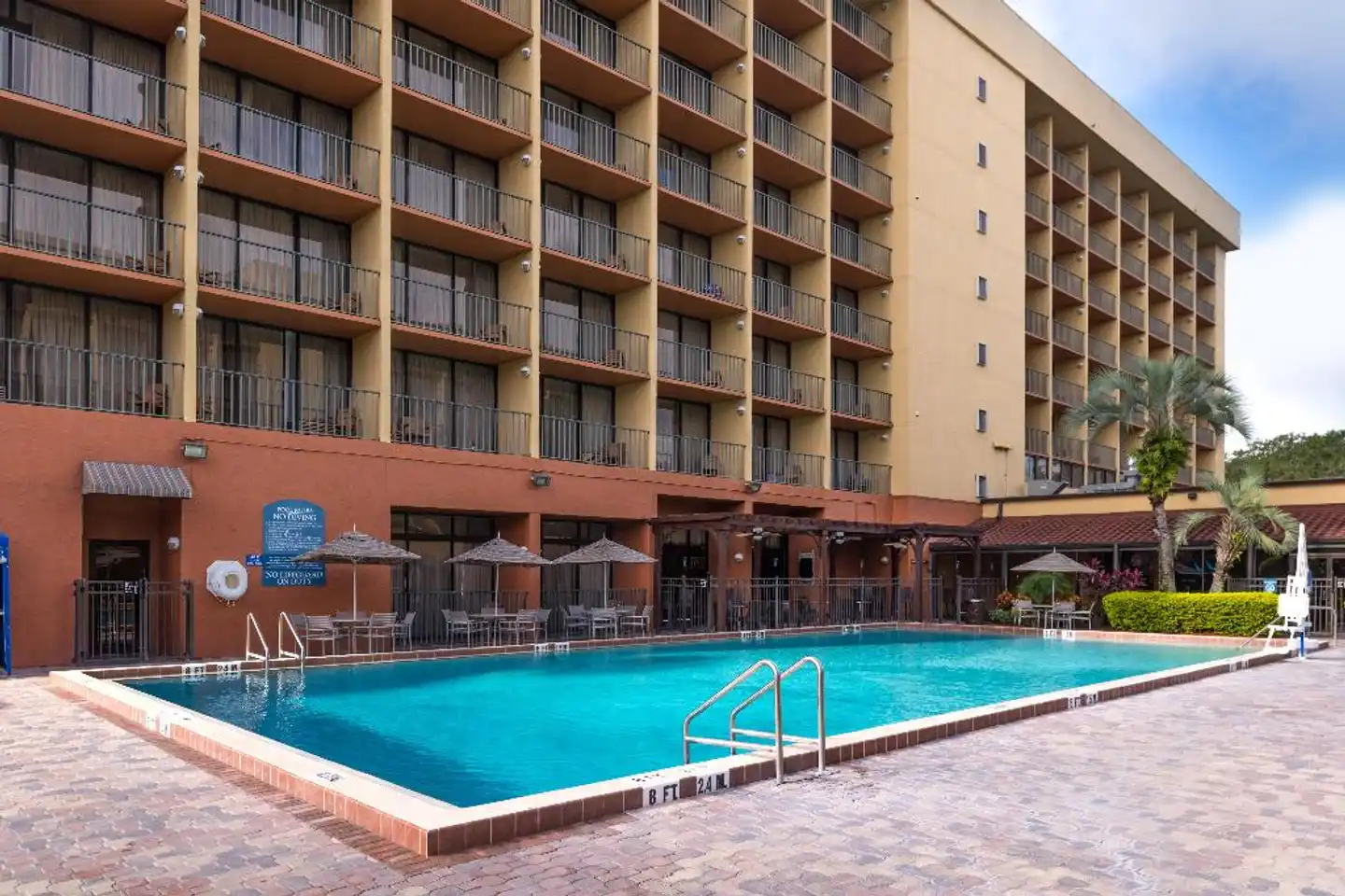 Holiday Inn & Suites Orlando SW - Celebration Area Pool