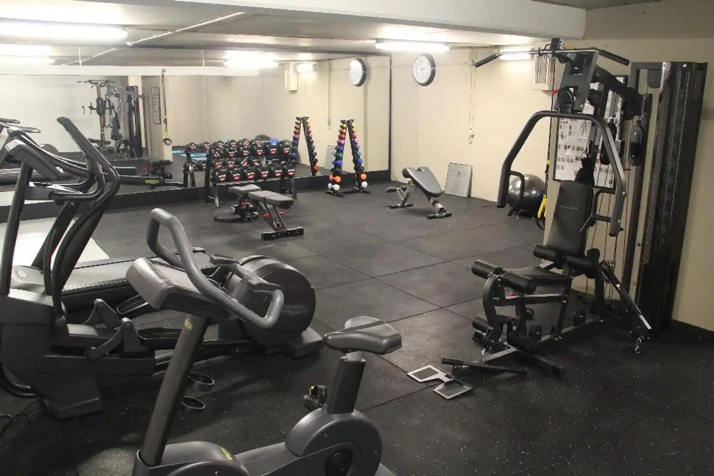 Leonardo Hotel Antwerp Sport und Entertainment