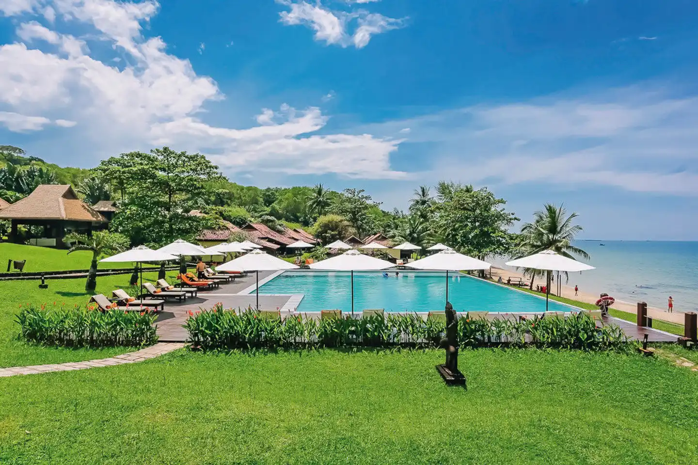 Chen Sea Resort & Spa Phu Quoc Pool