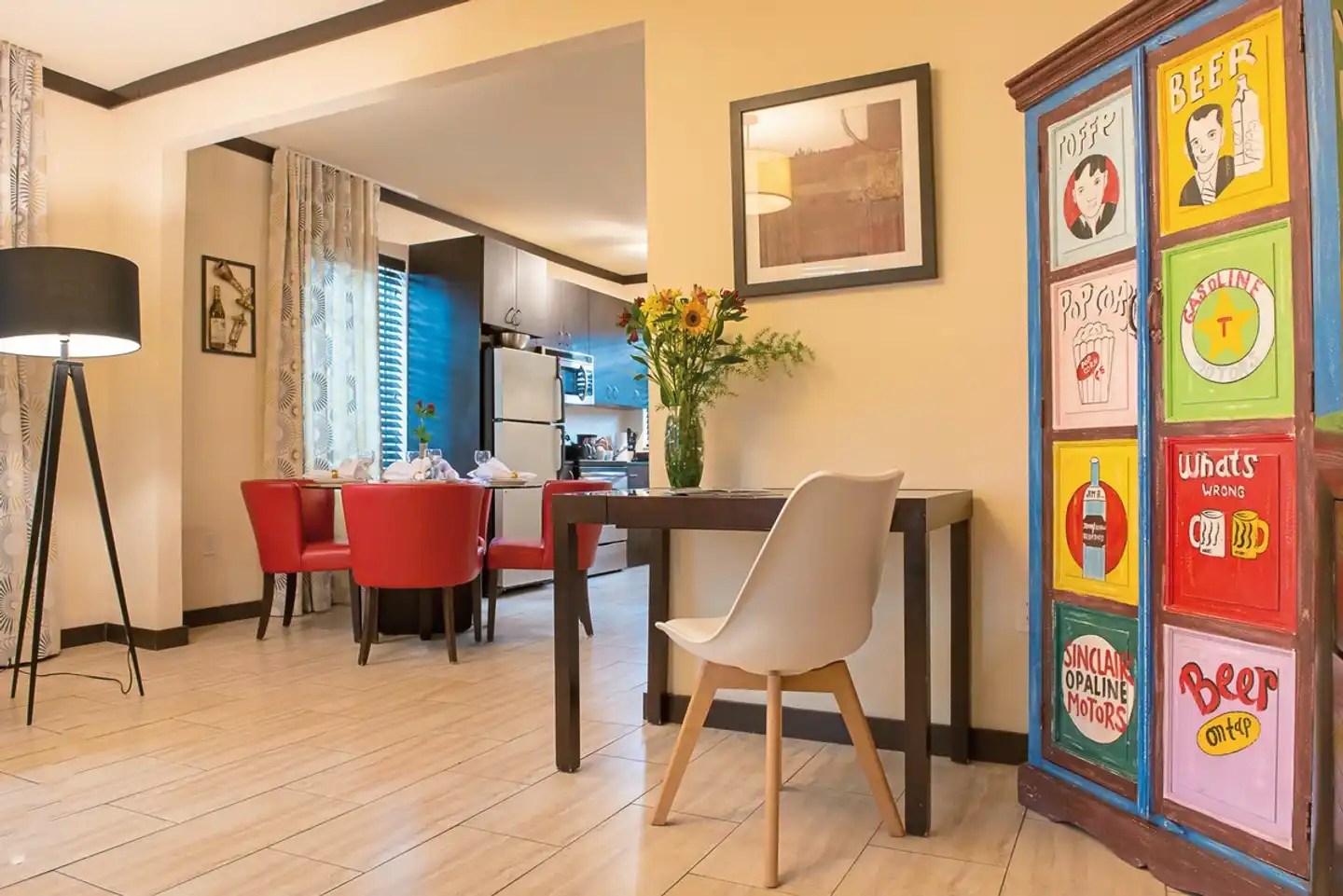 Tradewinds Apartments Lobby