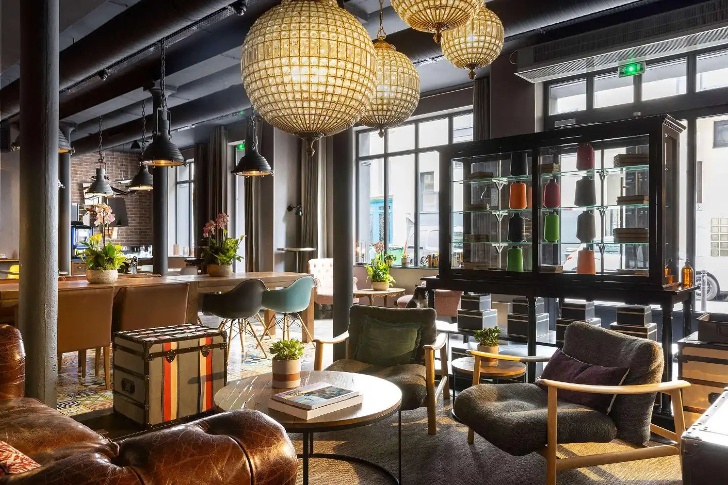 Fabric Bar