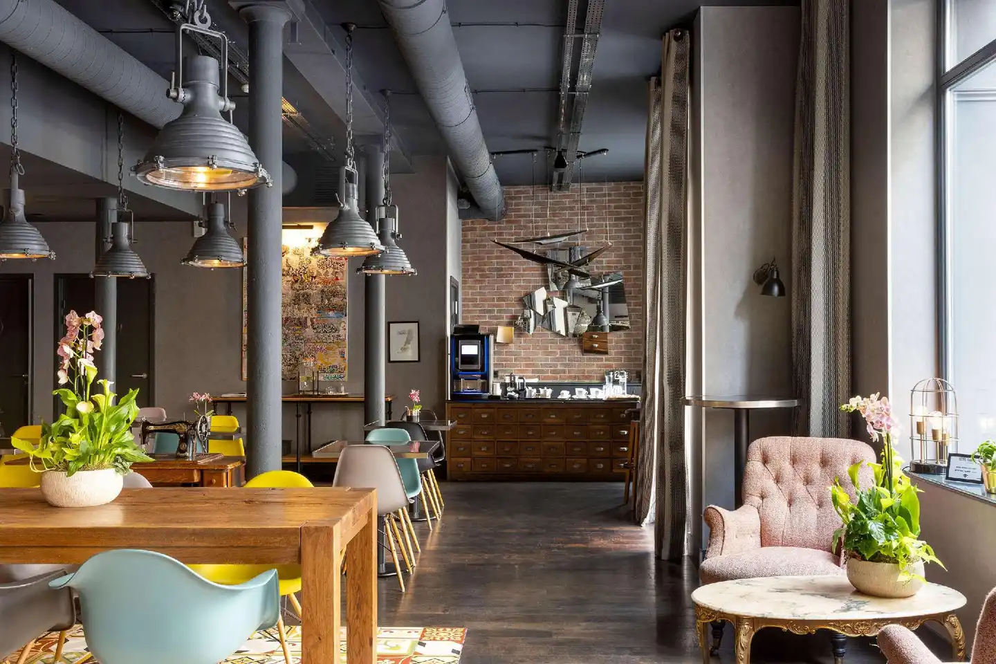 Fabric Bar