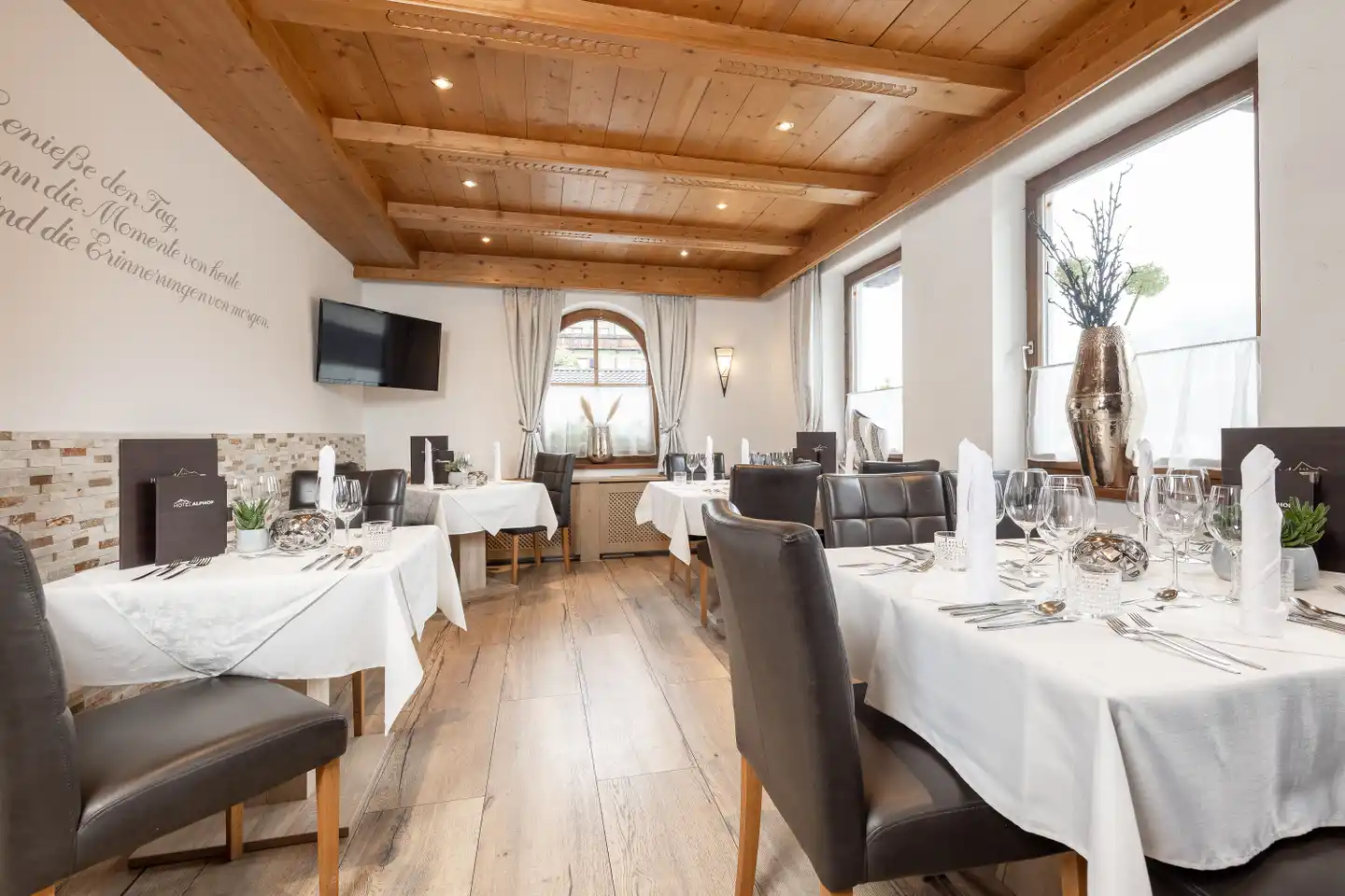 Alphof Restaurant