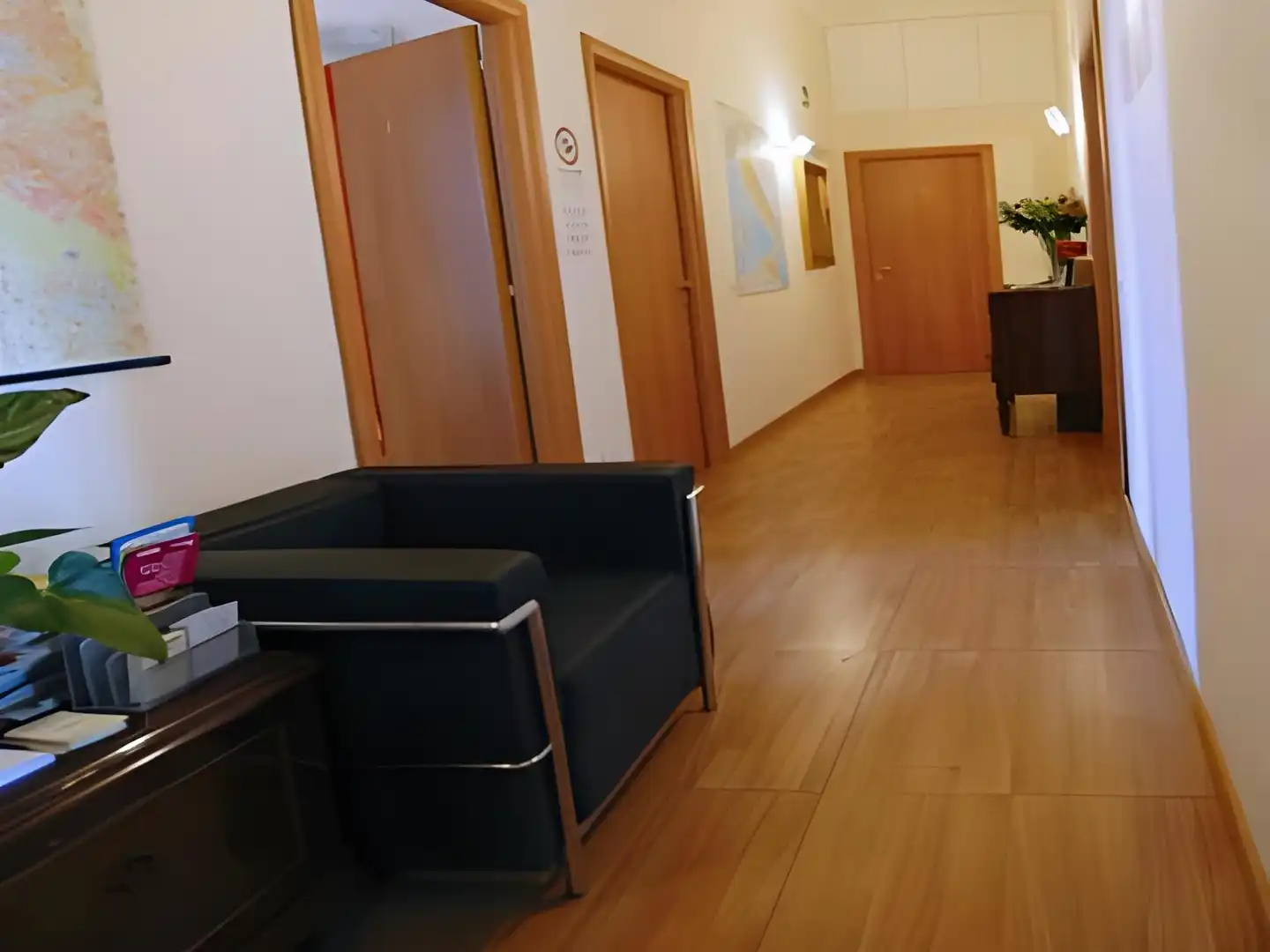 Bon Ton Suite Lobby