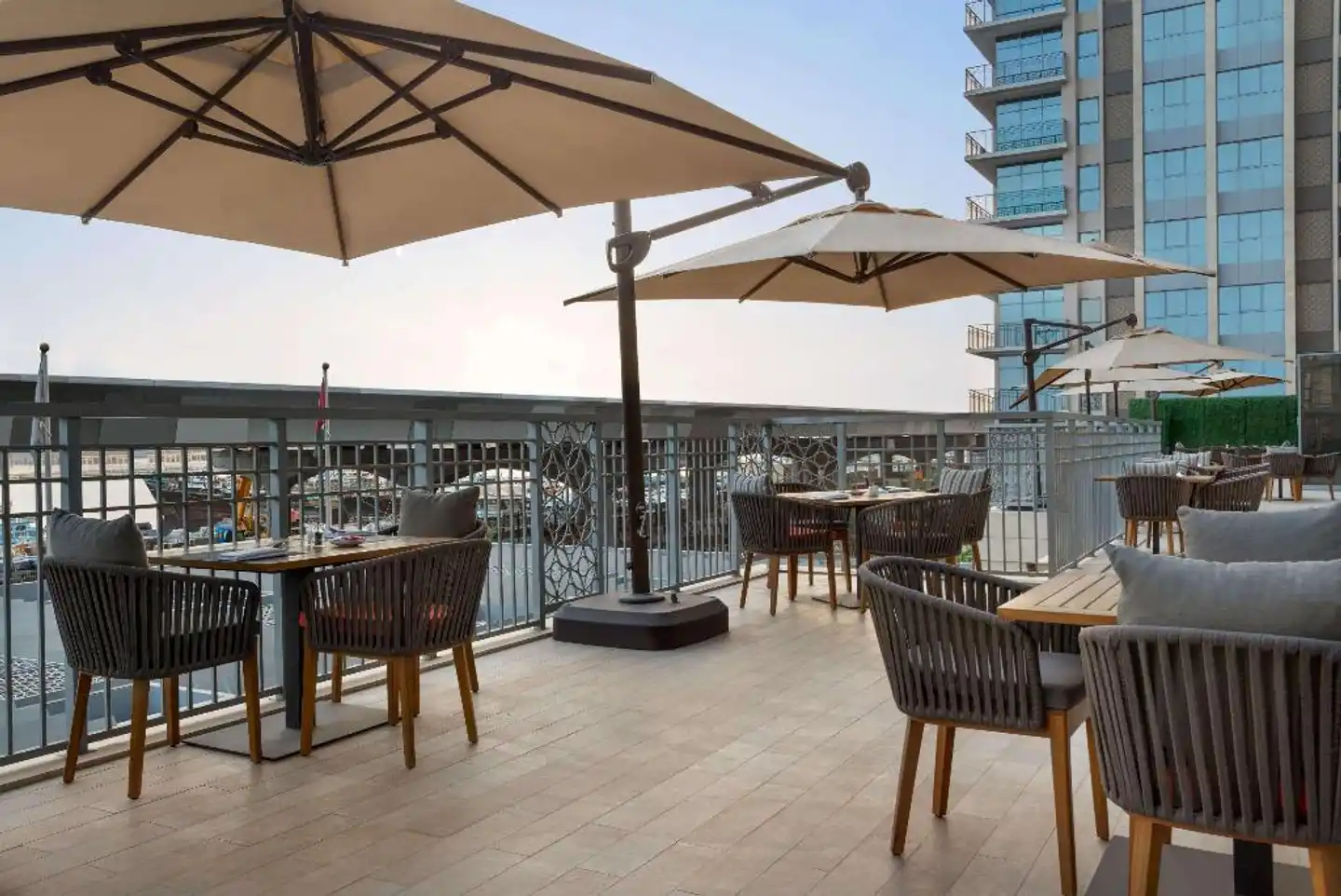 Novotel Dubai Gold District Terrasse