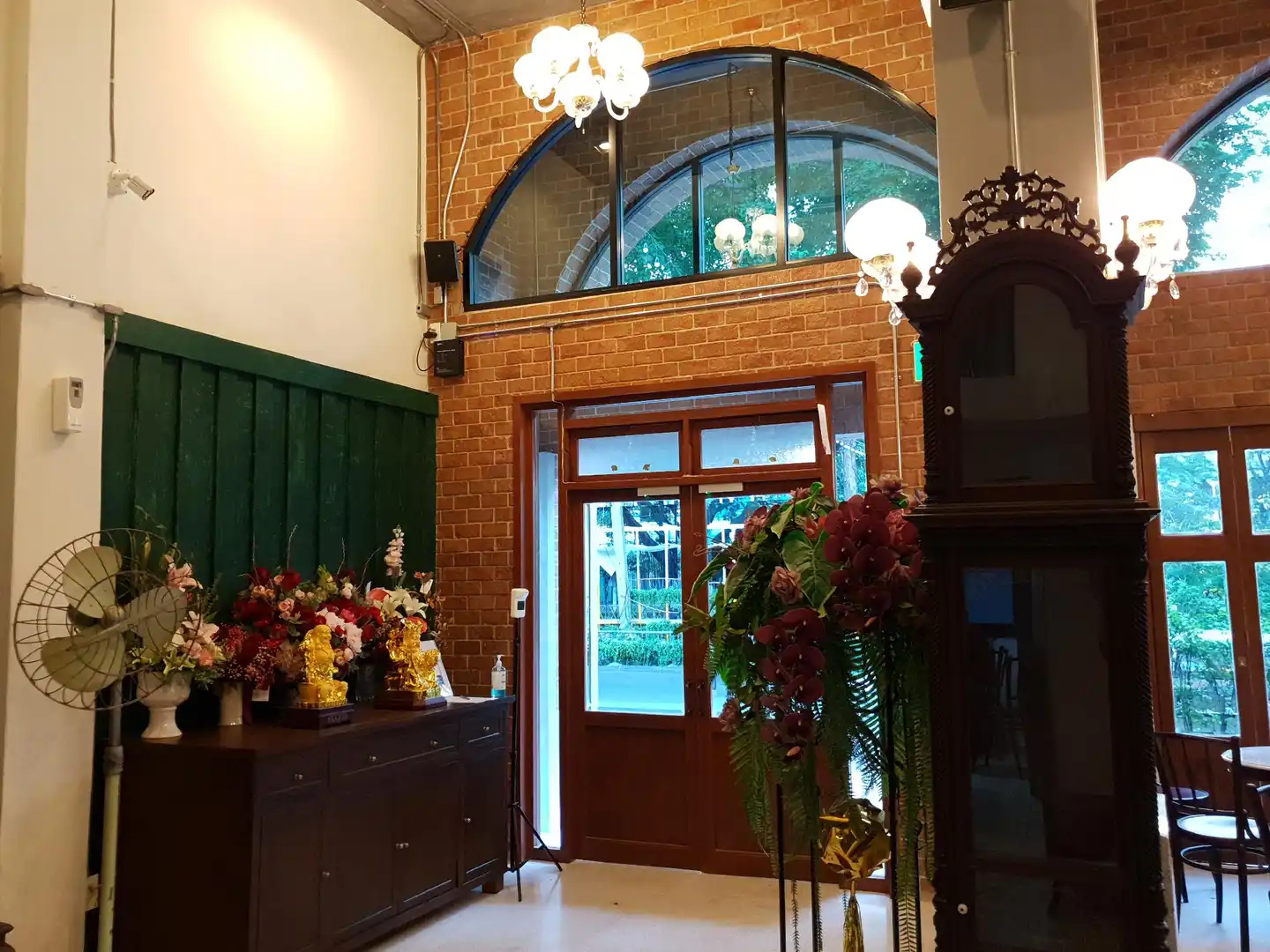 Ago Hotel Chinatown Lobby