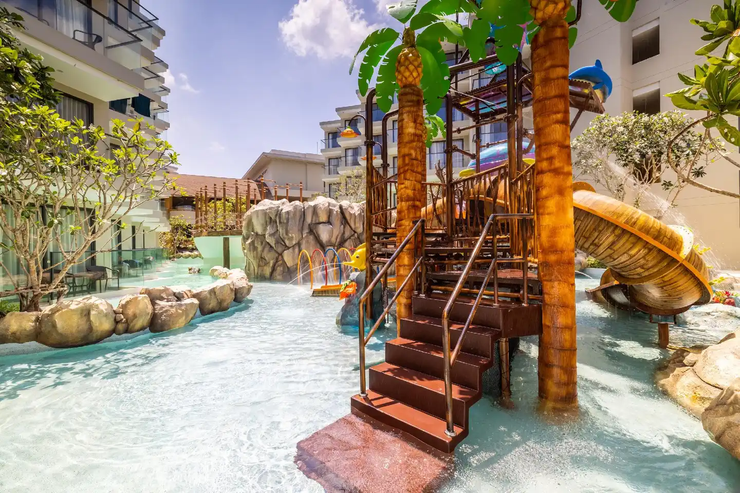 Phuket Emerald Beach Resort Pool