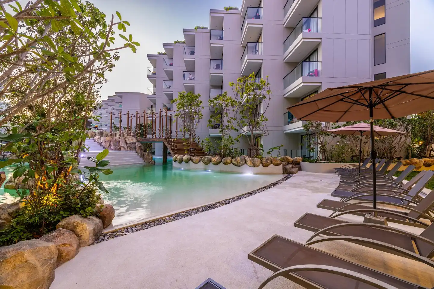 Phuket Emerald Beach Resort Pool