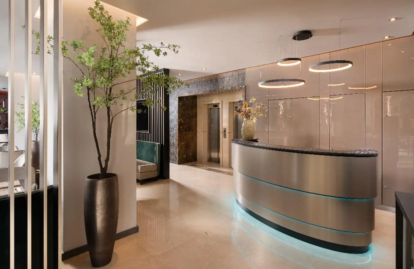 Leonardo Hotel Bucharest City Center Lobby
