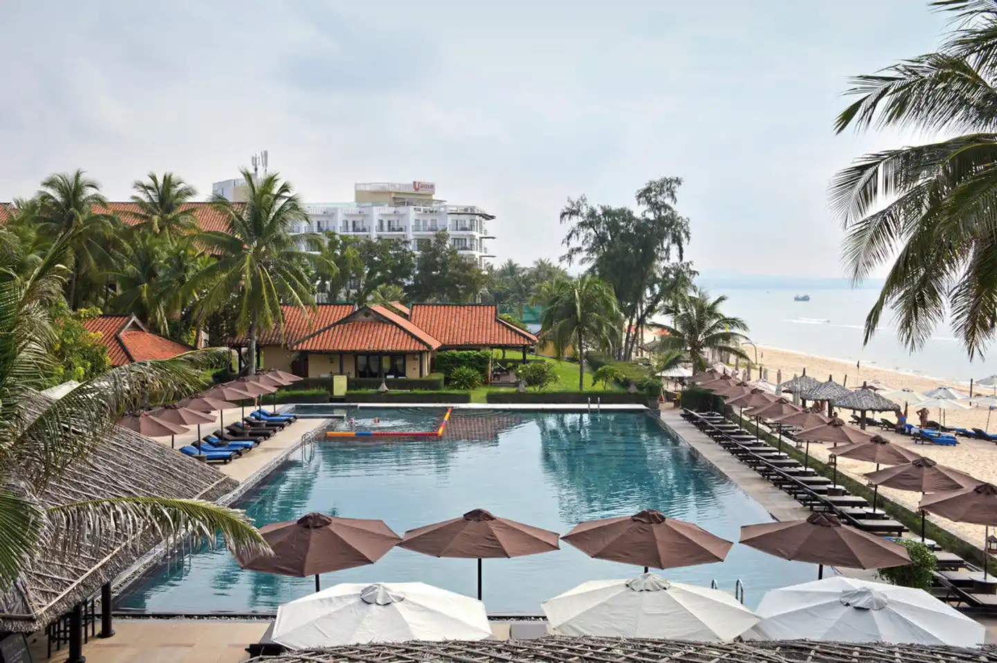 Seahorse Resort & Spa Pool