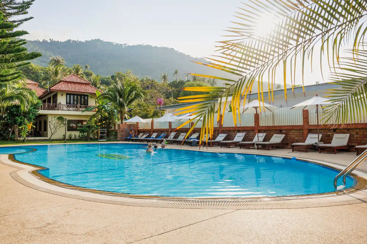 Havana Beach Resort Pool