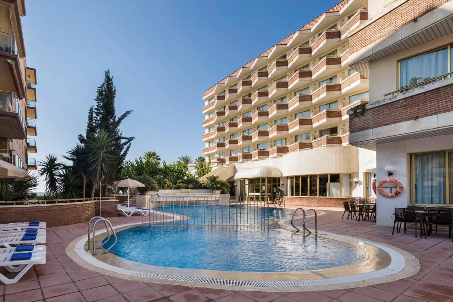 htop Royal Sun Pool