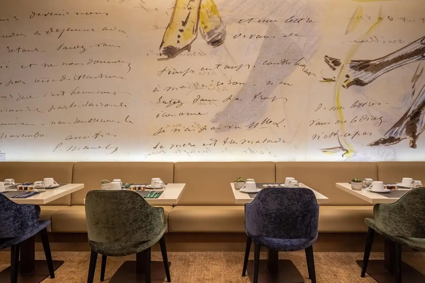 Le Tourville Lobby