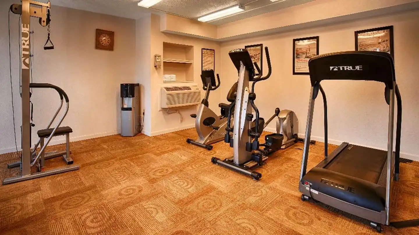 Best Western Discovery Inn Sport und Entertainment