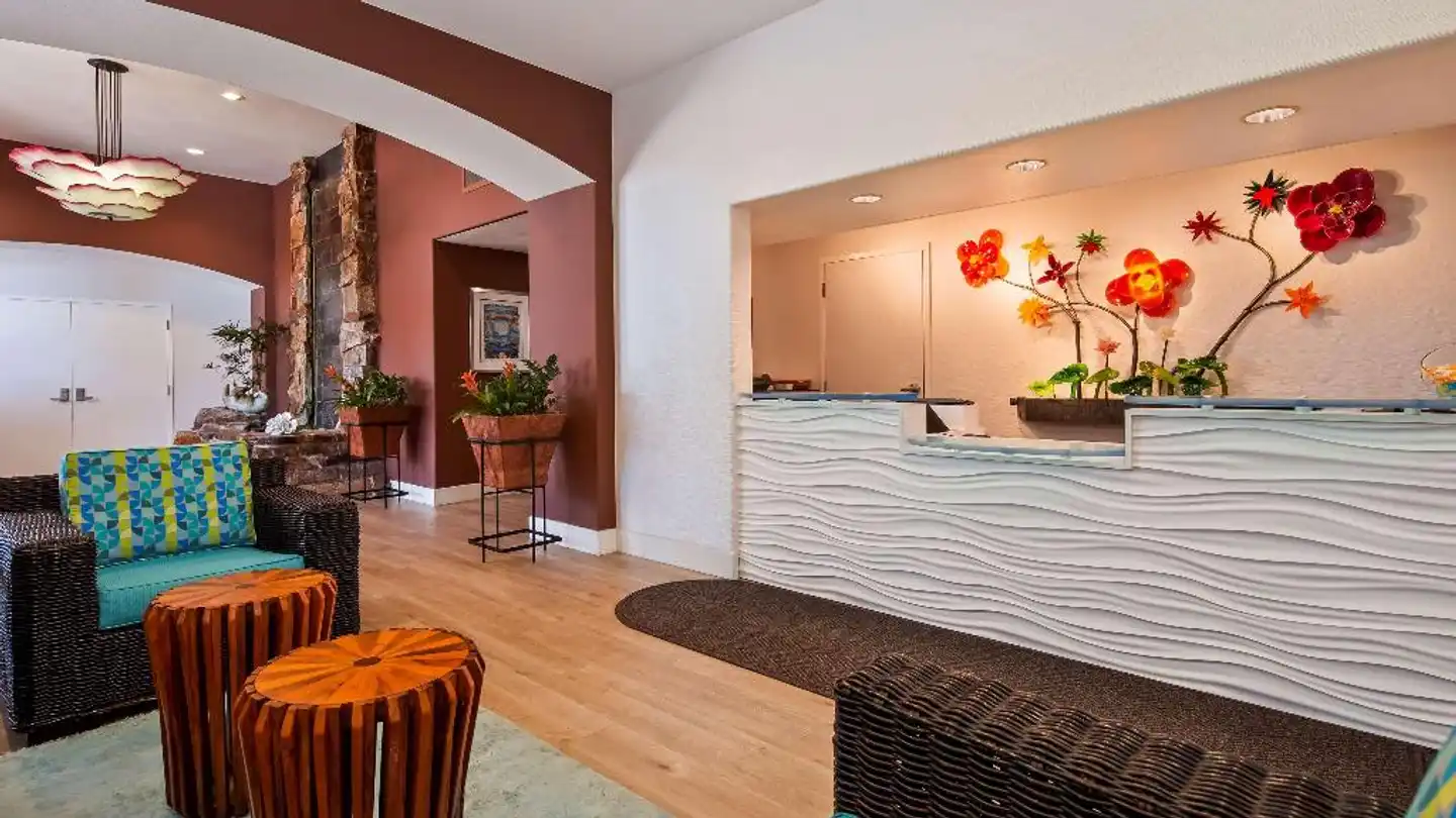 Best Western Plus Capitola by the Sea Lobby