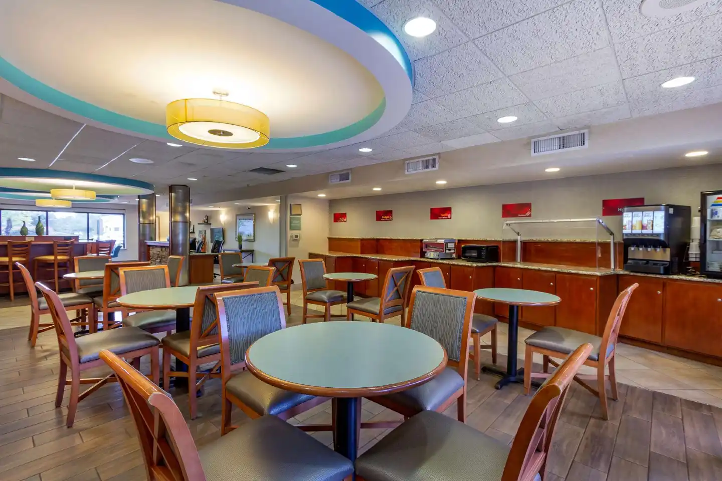Best Western Plus University Inn Bar