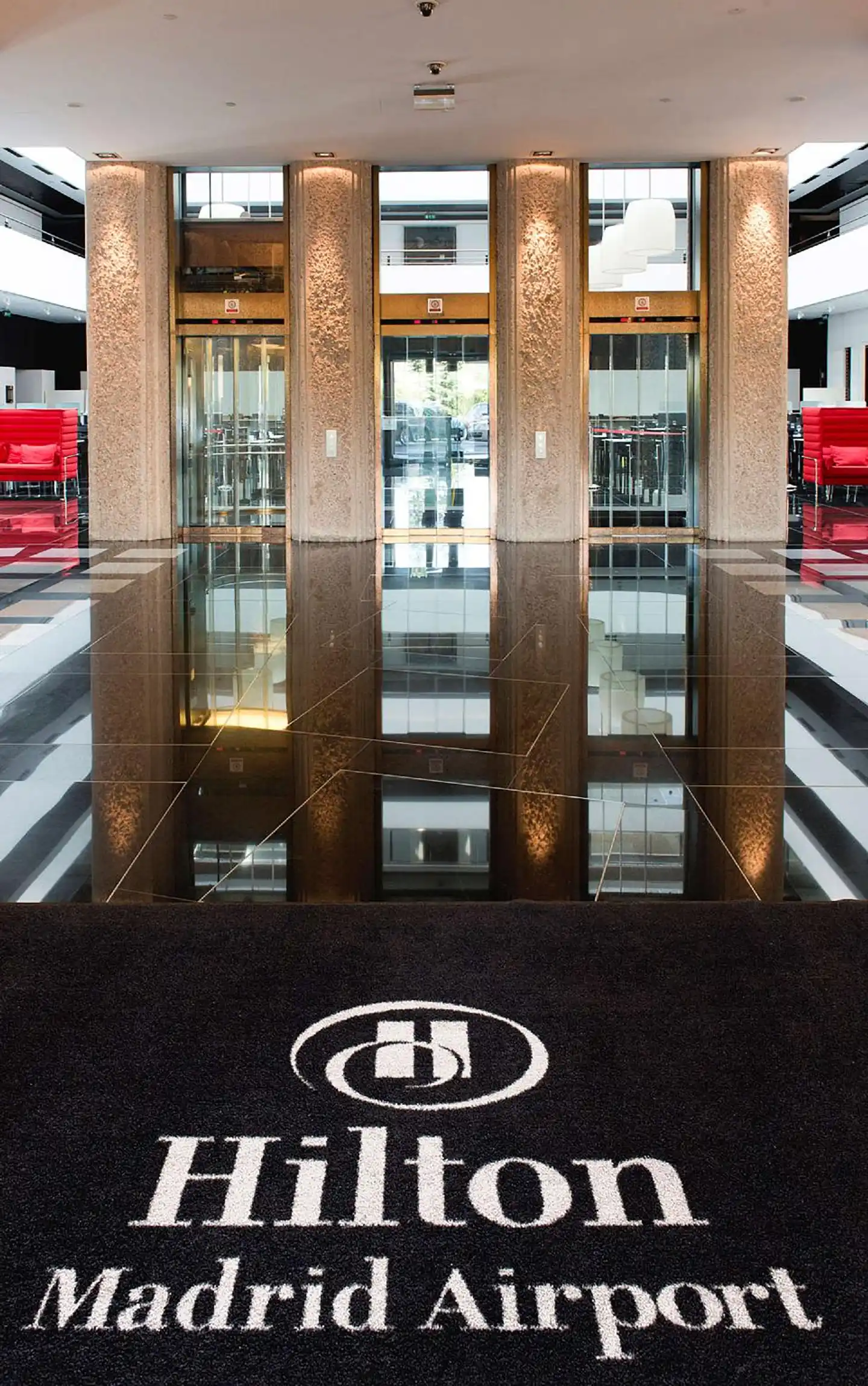 Hilton Madrid Airport Lobby