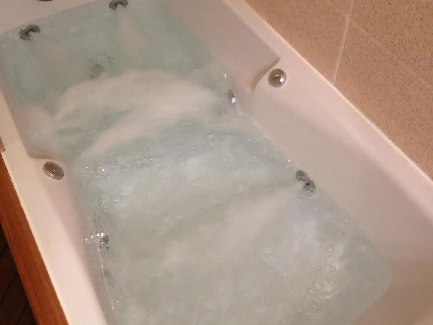 Green Hotels Confort Paris 13 Badezimmer