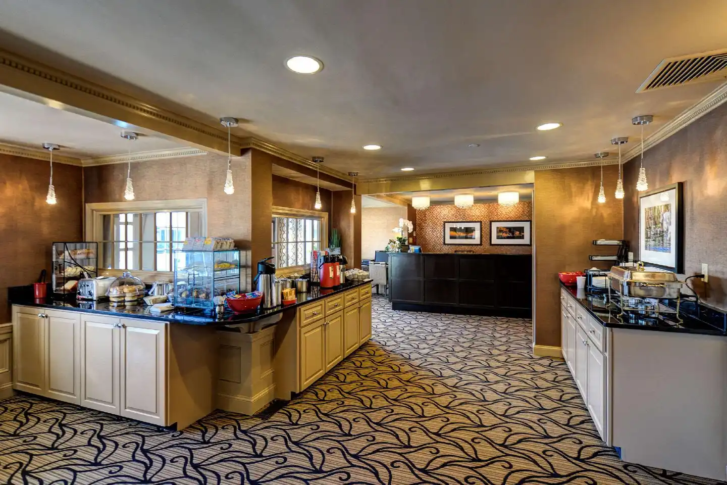 Port Inn And Suites Portsmouth, Ascend Hotel Collection Lobby