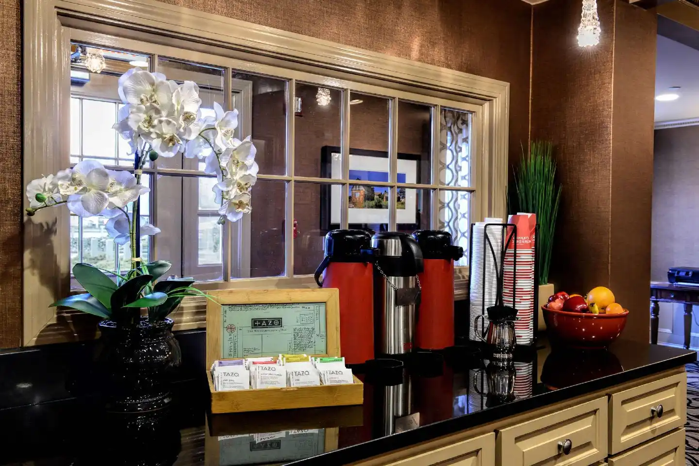 Port Inn And Suites Portsmouth, Ascend Hotel Collection Bar