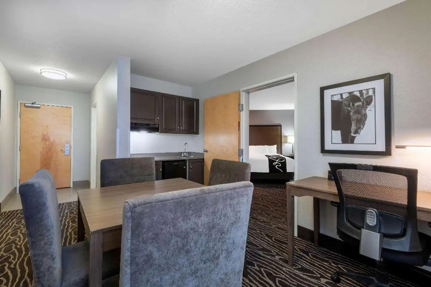 La Quinta Inn & Suites by Wyndham Fairbanks Airport Wohnbeispiel