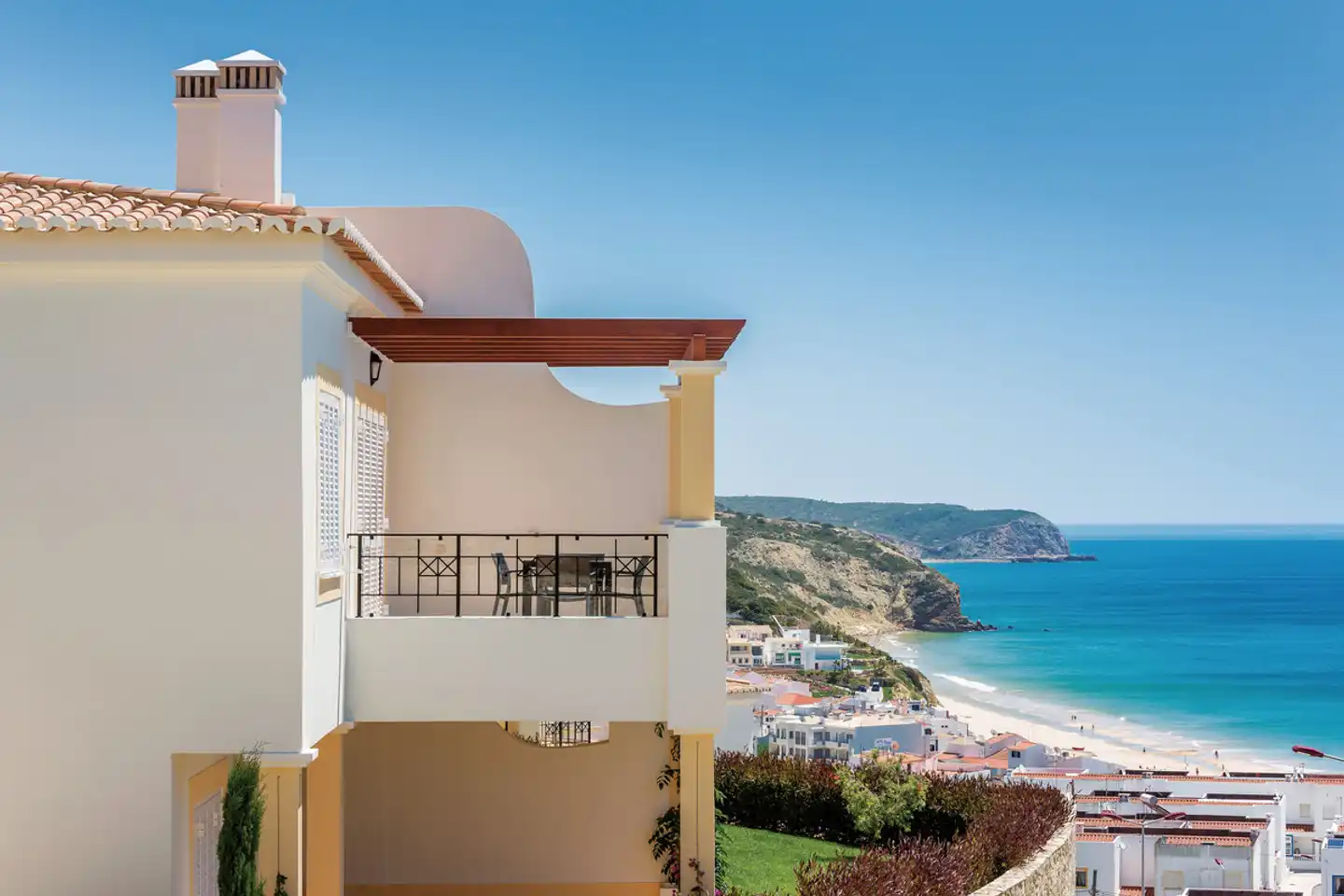 NAU Salema Beach Village Terrasse
