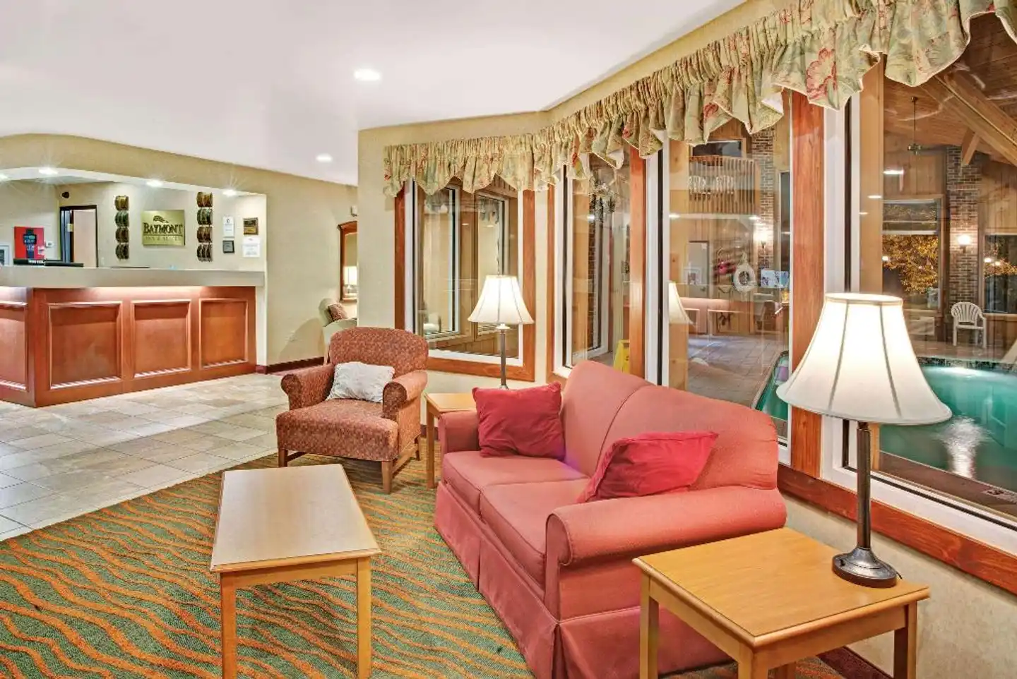 Baymont by Wyndham Indianapolis Lobby