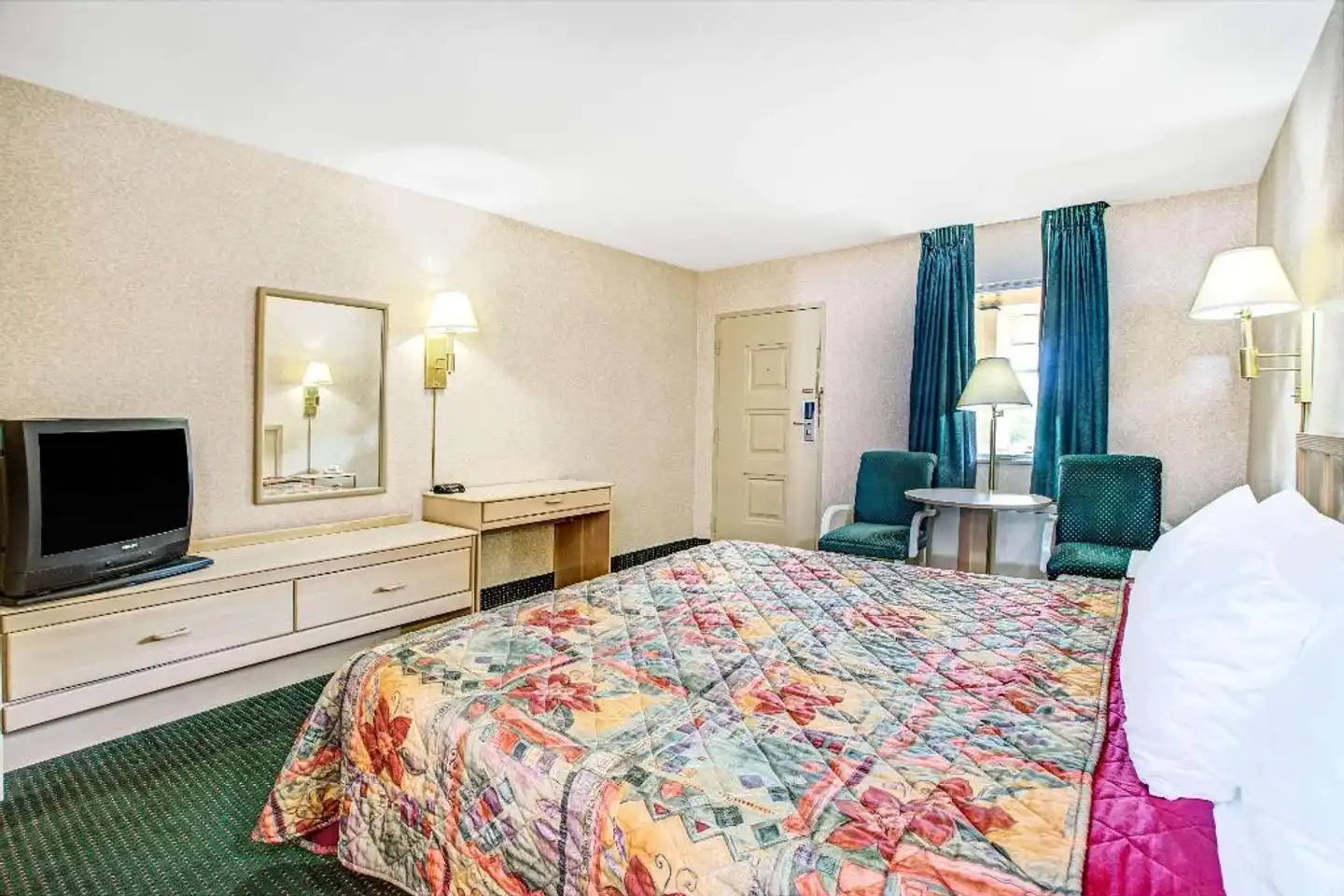 Days Inn by Wyndham Arlington/Washington DC Wohnbeispiel