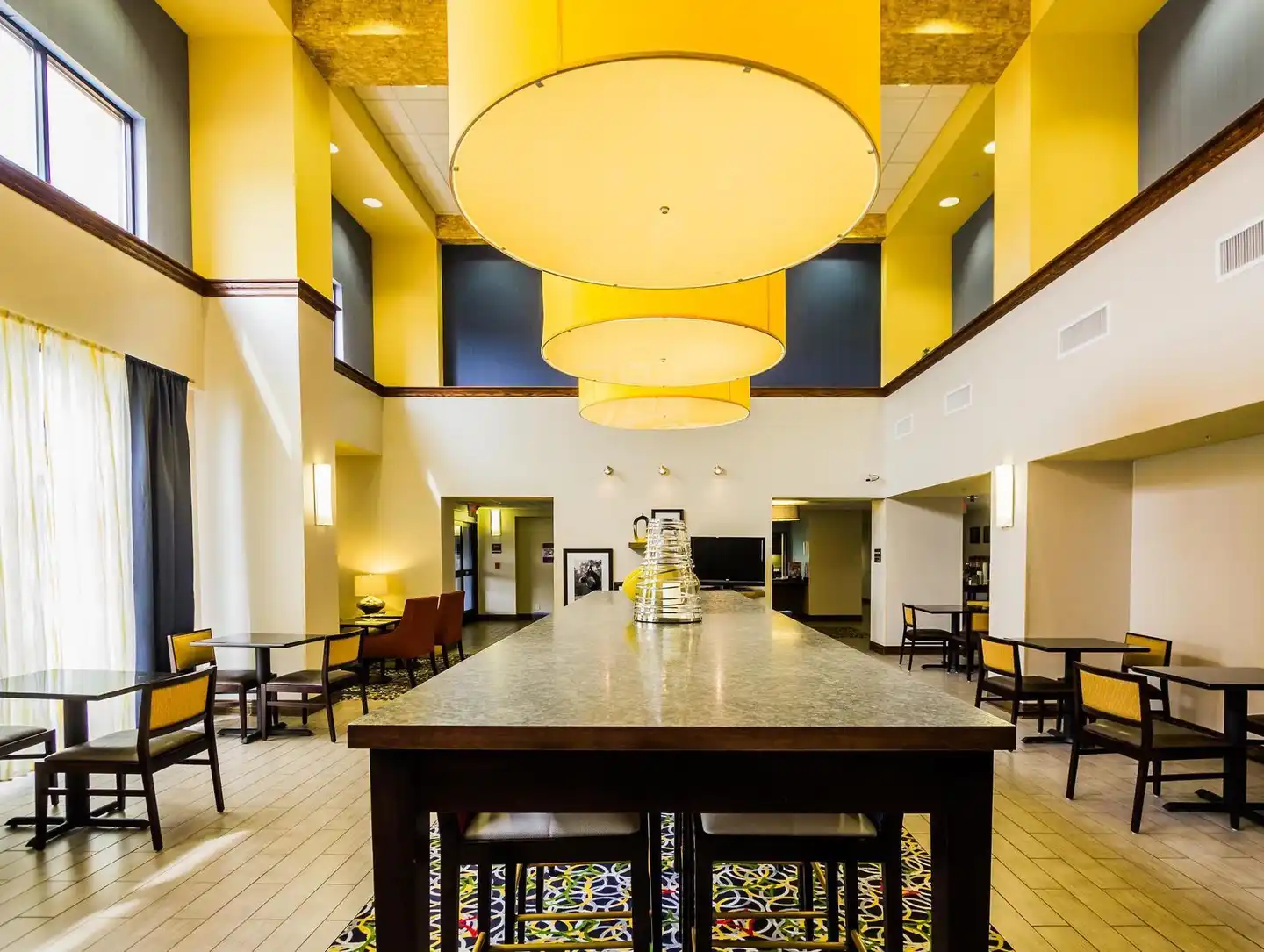 Hampton Inn & Suites Natchez Lobby