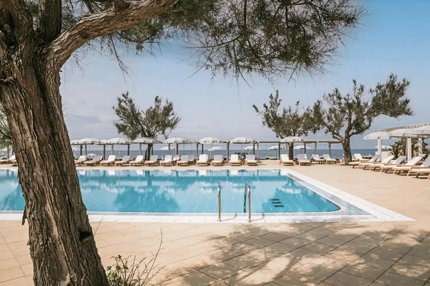 Mangias Favignana Resort Pool