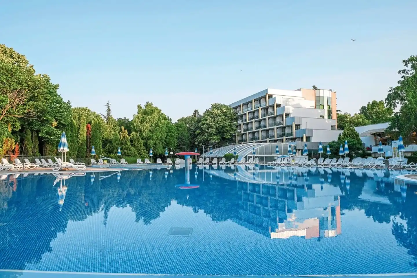 Calimera Ralitsa Superior Pool