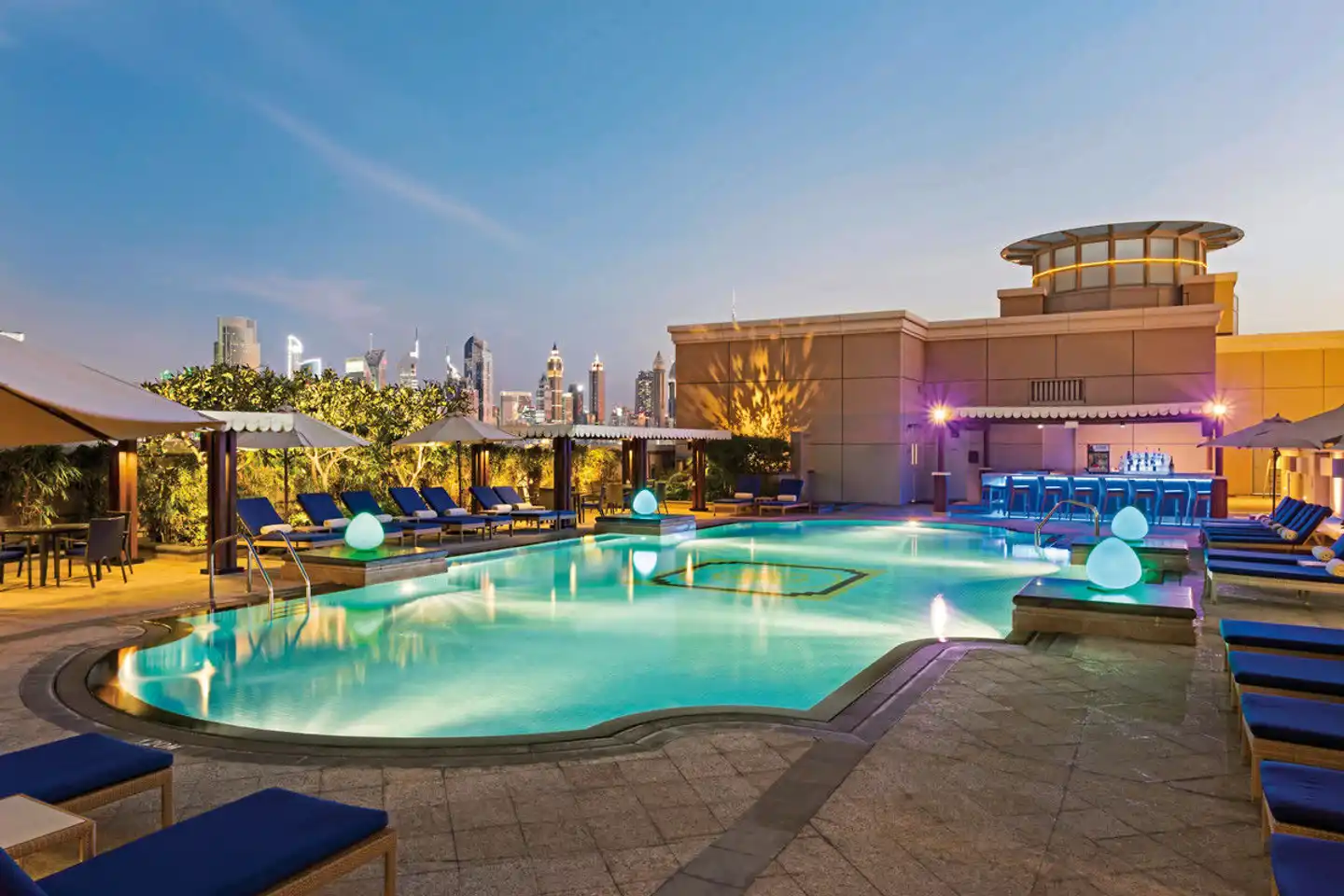 Crowne Plaza Jumeirah Dubai Pool
