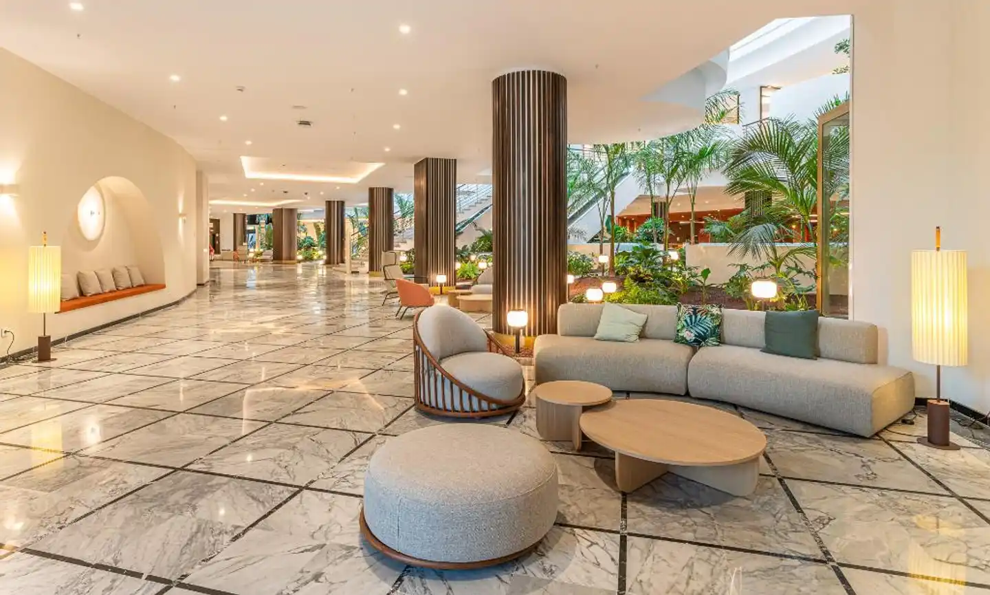 Hotel Mediterranean Palace Lobby