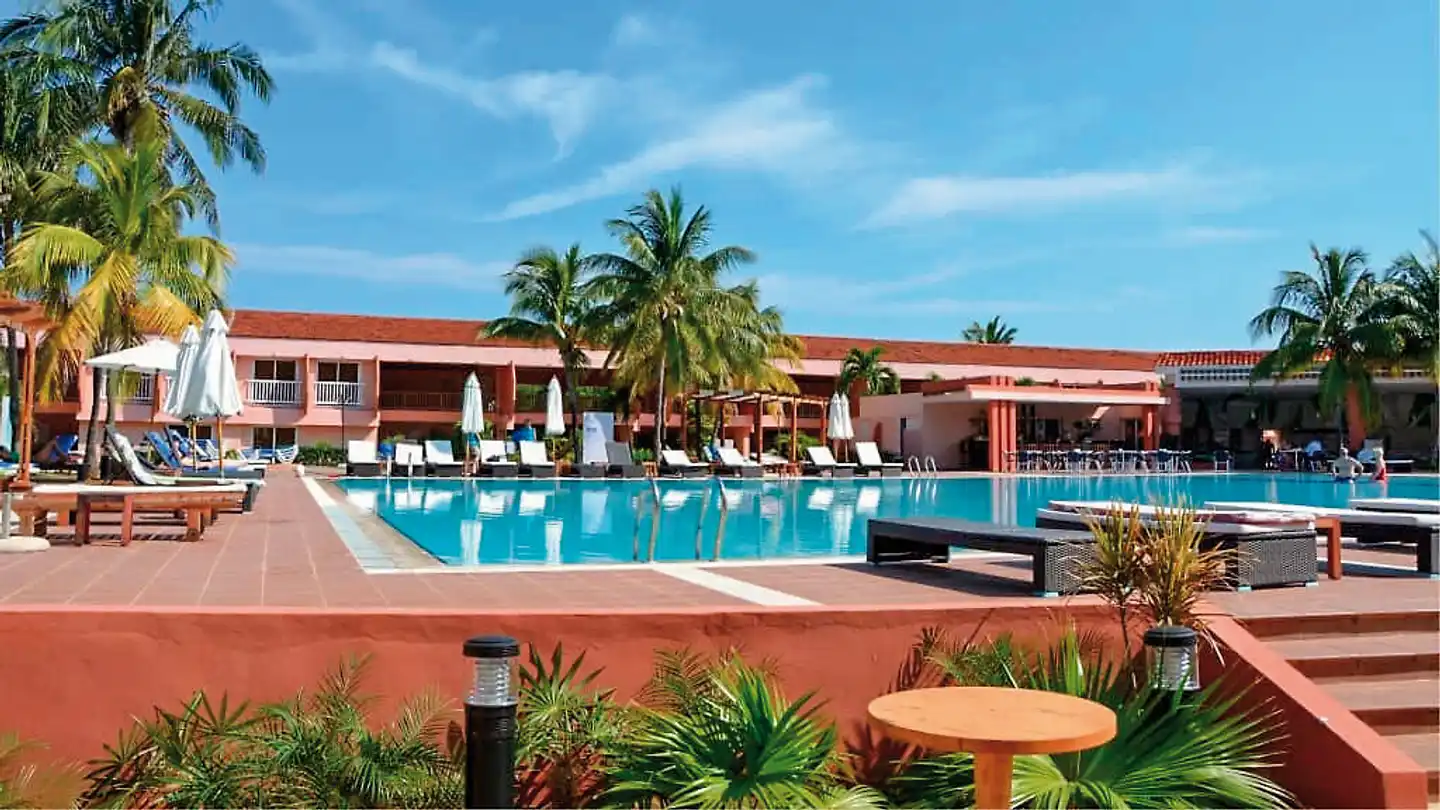 Blau Arenal Habana Beach Pool