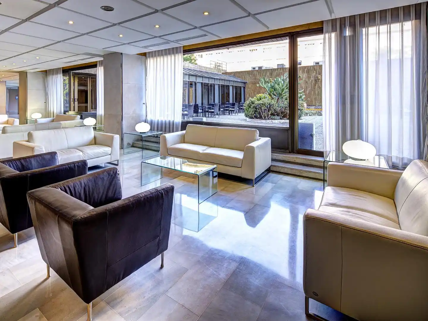 Melia Lebreros Lobby