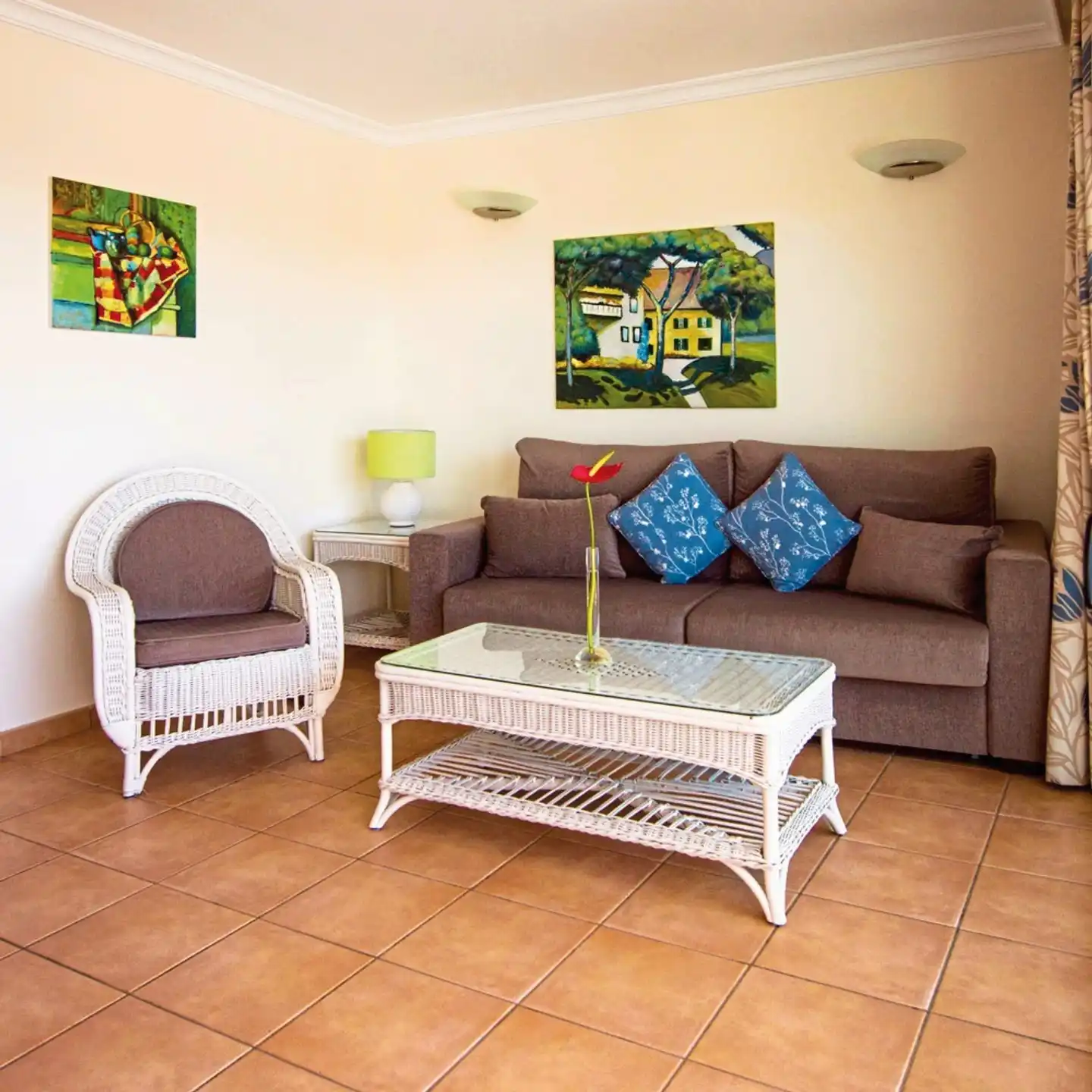 Taboga Lobby